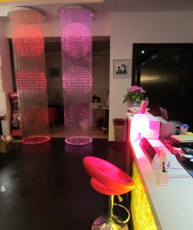 Jiujiu Holiday Hotel Shanghai Extérieur photo