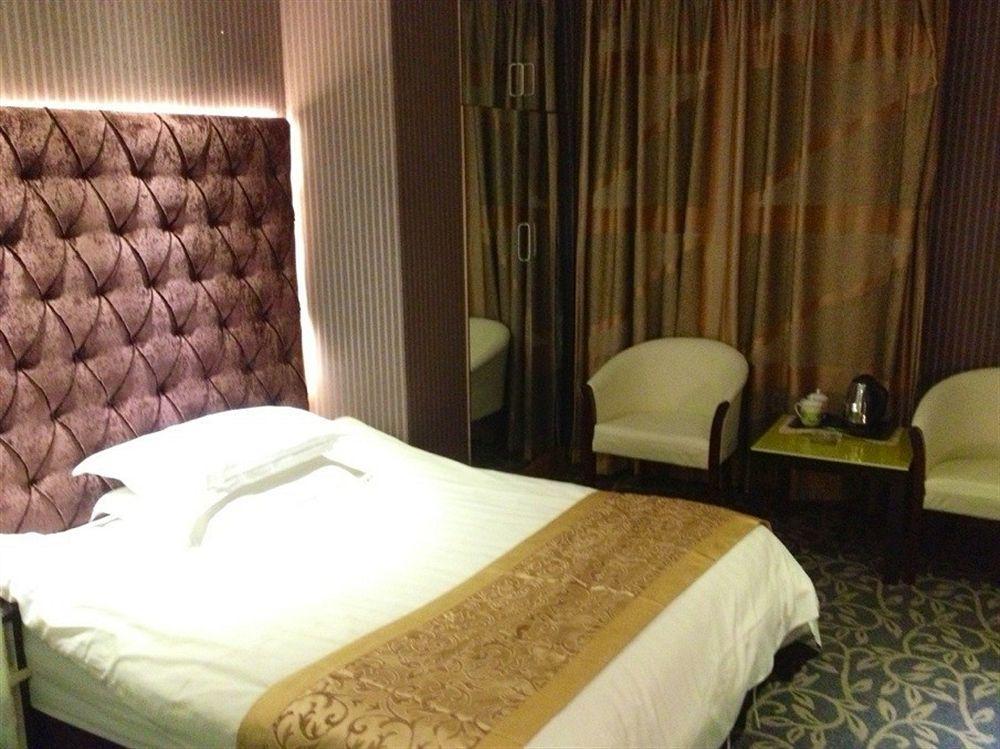 Jiujiu Holiday Hotel Shanghai Extérieur photo