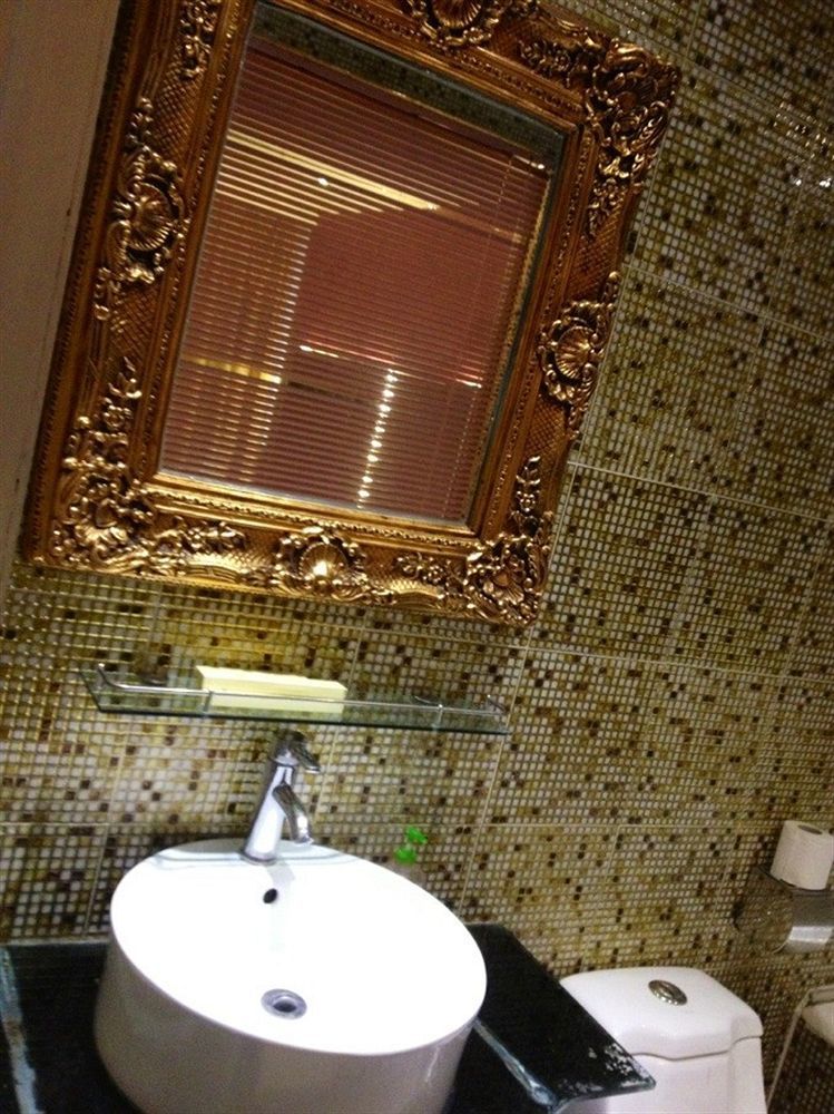 Jiujiu Holiday Hotel Shanghai Extérieur photo